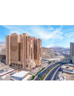 Mecca Apartment | Delightful Abraj Al-Tilal: Family-Friendly Retreat Awaits