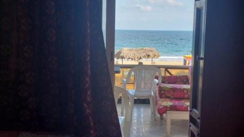 Al-Muntazah Apartment | Beachfront Chalet in Maamoura, Alexandria - Family & Pet Friendly