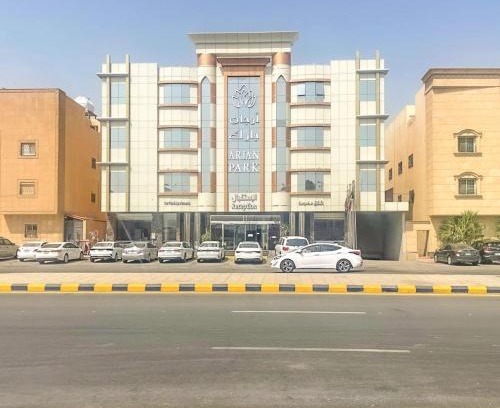 Al Hamra Apartment | Comfortable Stay at Lamar ApatHotel with Breakfast Included