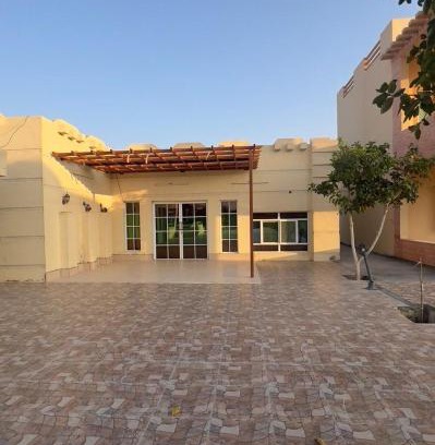 Ash Sharqiyah North Governorate Ski Chalet | استراحة العز