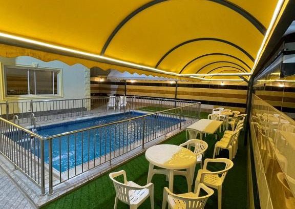 Al-Hamadaniyah Ski Chalet | Delightful استراحه ساف الحمدانيه: Family and Pet-Friendly Stay