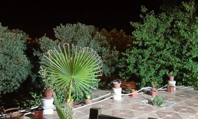 Wadi Musa House | اقامة الفلاح: Family-Friendly Stay with Kitchen Access