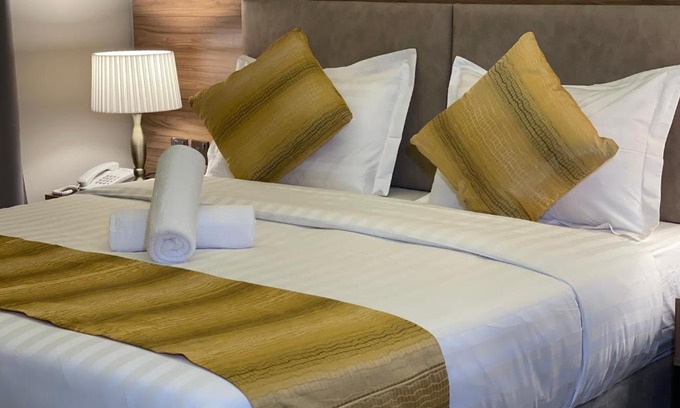 Al Faisaliyah Apartment | Vital House Apartments: Highly Rated with Family-Friendly Amenities