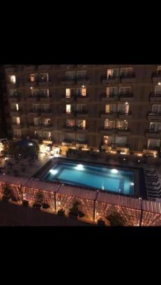 Al Duqqi Apartment | Child-Friendly Stay at الدقى ميدان المساحه, فندق سفير