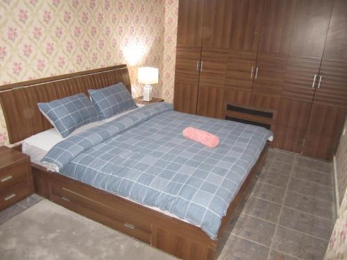 Al Hili Apartment | Discover العين الهيلي مصباح ب 6: Pet-Friendly Retreat