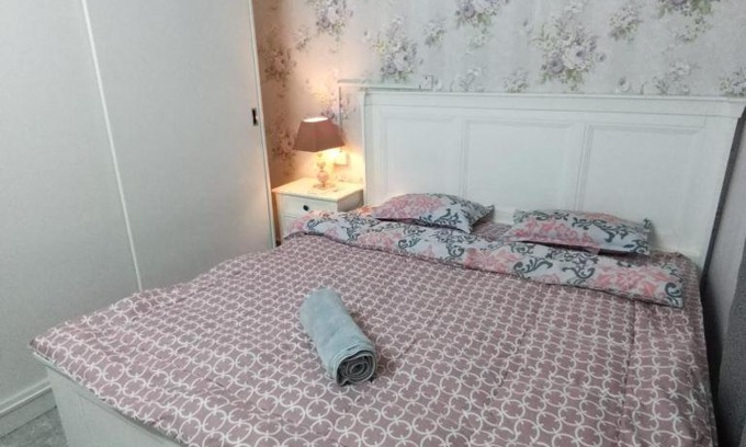 Al Hili Apartment | Discover العين الهيلي مصباح: Pet-Friendly Family Retreat
