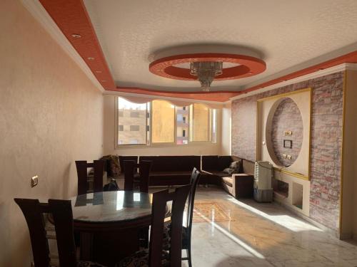 Helwan Apartment | Discover Cairo Helwan: Family-Friendly with a Hot Tub