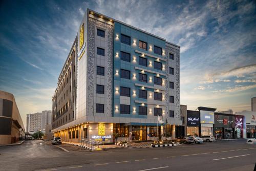 Jizan Hotel | Discover القصر الكورنيش: Eco-Friendly Comfort Awaits