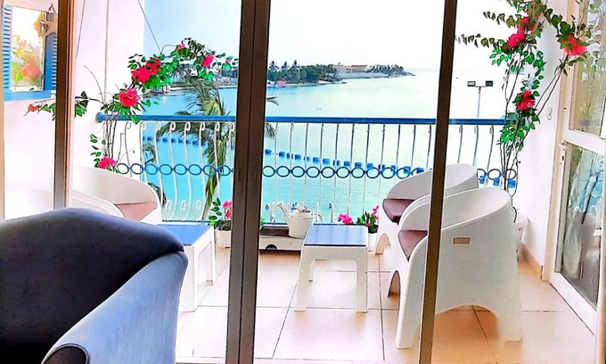 Durrat Al-Arous Apartment | Discover درة العروس الشالية اليوناني: Child-Friendly Getaway