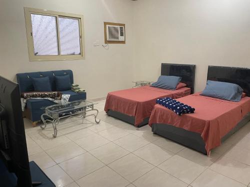 Tayba Apartment | Cozy Studio Room with Bathroom - Family-Friendly Stay