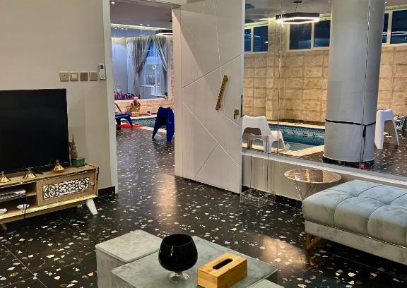 Taif House | Experience شاليهات البيعة الفندقية with Pool & Hot Tub