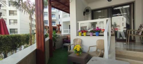 Al-Manasrah Apartment | Oceanfront Retreat at Porto Said Resort: Pet Friendly Stay