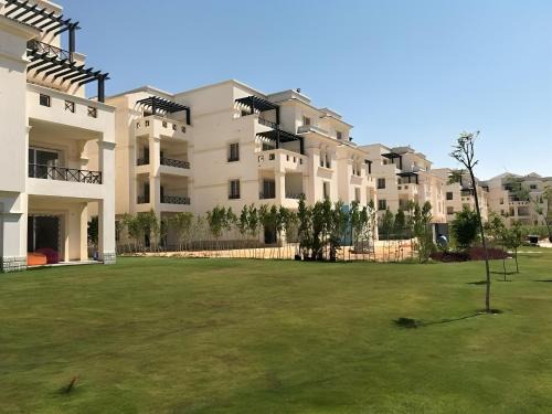Al Alamayn Ski Chalet | شاليه بحديقة قريه اركو لاجون العلمين الساحل الشمالي