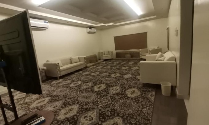 Az Zulfi Apartment | Discover شاليه جبل السلام: Family-Friendly Retreat Awaits