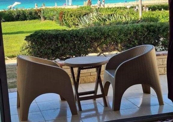 Borg el Arab Apartment | Beachfront Chalet Marqia: Family-Friendly Getaway Awaits