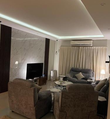 Al Hamra Apartment | Modern Apartment in Riyadh: Family-Friendly Comfort