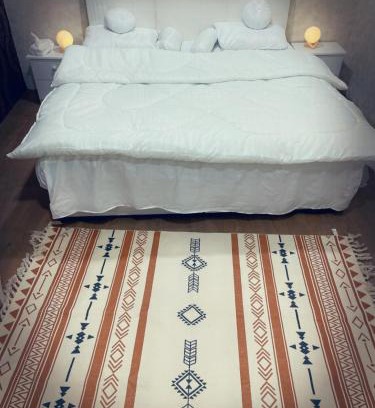 AlUla Apartment | Discover the Comfort of شقق الواحة - Family-Friendly Stays