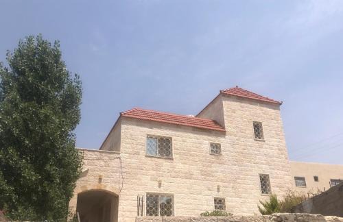 Ajloun Villa | Discover Family-Friendly Escapes at عجلون Ajloun Hotel