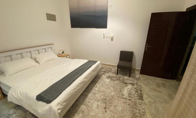 Oman House | Private Room in Muscat: Ideal for Families and Travelers