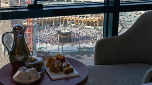 Ajyad Hotel | Elegant Al Safwah Hotel First Tower: 5-Star Guest Rated Stay