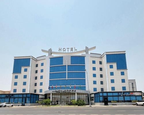 Jizan Hotel | Exceptional فندق المدى العربية: 4-Star Stay with Pool & Spa