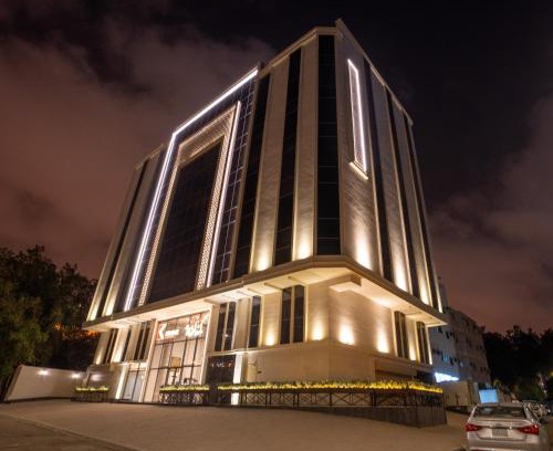 Mecca Hotel | Family-Friendly Stay at فندق كنانة العزيزية من سما