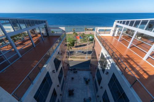 Al Wajh Hotel | Experience Oceanfront Bliss at كورال ريف Hotel