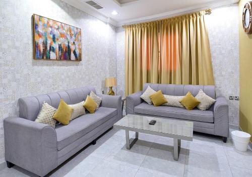 Kuwait City Hotel | Relaxing Retreat at رفال للشقق الفندقية with Ocean Views