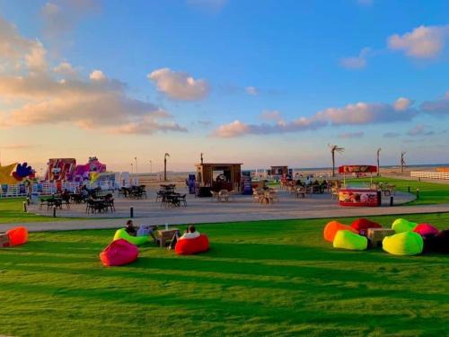Al-Burulus Apartment | Discover Marina Delta & Lagoon Chalets: Family-Friendly Retreat