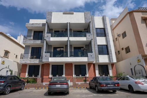 Abha Apartment | Spacious Aw Residences: 4-Star Family-Friendly Retreat