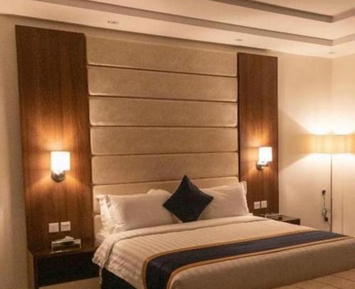 Ad Dar al Bayda Apartment | Family-Friendly Retreat at نايس هوم for Memorable Stays