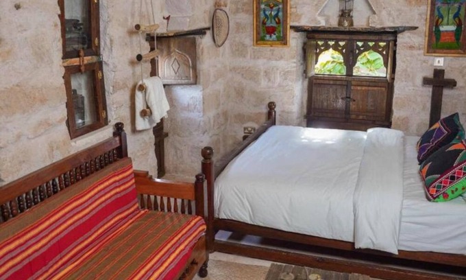 Taqah House | Experience Koofan Heritage Lodge with Family-Friendly Comfort