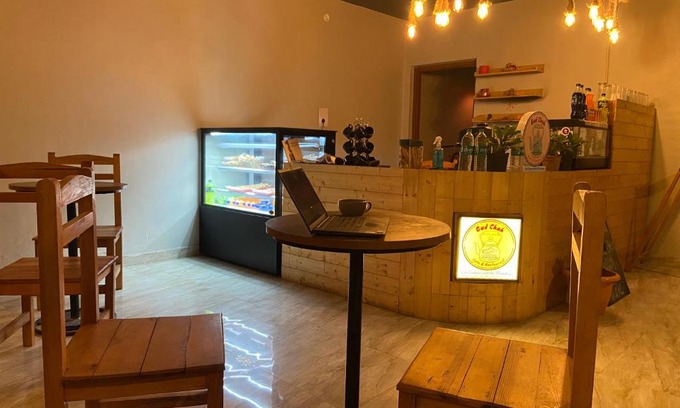 Vijaypur Hotel | Pet-Friendly Retreat at Gud Chah Cafe & Homestay