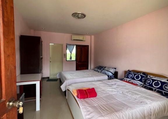 Sakon Nakhon House | Explore Family-Friendly Stays at กิตติวัฒน์อพาร์ทเม้นท์
