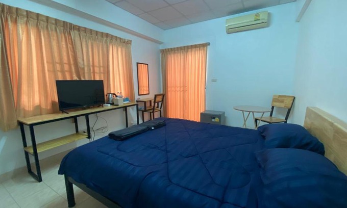 Bang Prok Apartment | Family-Friendly Stay at ธนทรัพย์อพาร์ทเม้นท์ Room02