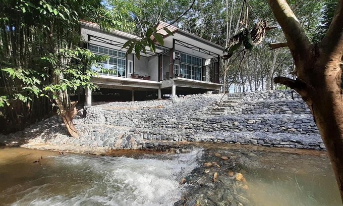 Khuan Ka Long House | Inviting น้ำหราธาราโฮมสเตย์ with Breakfast & Hot Tub