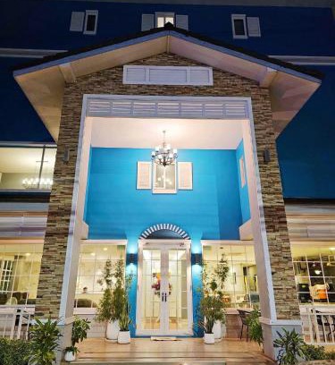 Bang Kung Hotel | Discover บ้านธนาบูติคโฮเทล: Family-Friendly Retreat
