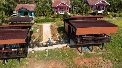 Ko Yao House | Oceanfront Escape at Baansuan Piyanan - Rated 9.8/10!