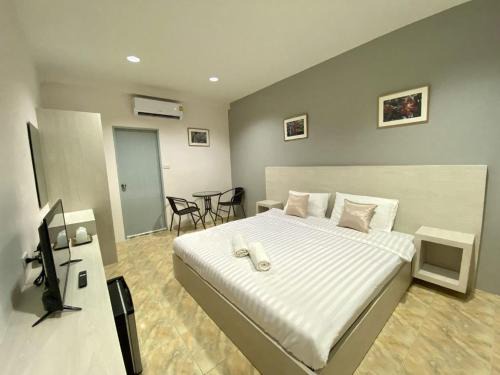 Nonthaburi Apartment | Discover บ้านสายสิริ: Guest Rated 8/10 for Value