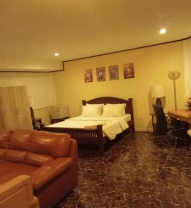 Nakhon Sawan Resort | Family-Friendly Stay at บ้านเฮารีสอร์ท Resort