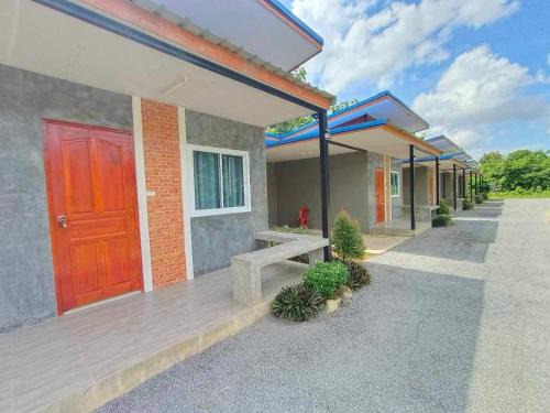 Chiang Khan Resort | Pet-Friendly Stay at ปาลินรีสอร์ท: Comfort Awaits