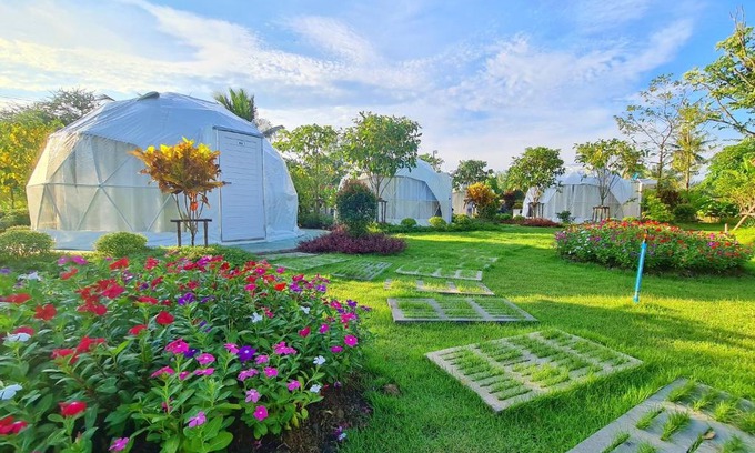 Sa Krathiam House | Cozy Pigoon Resort with Pool and Ocean View Amenities
