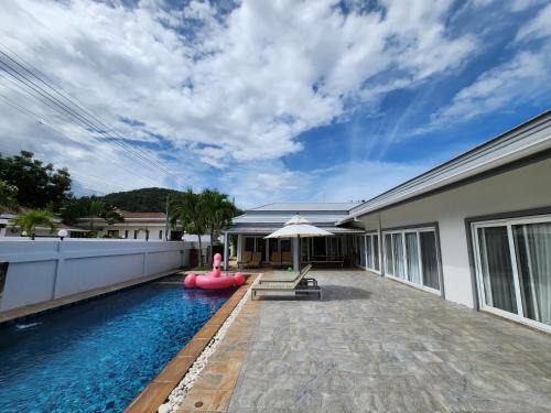 Hua Hin Villa | Experience Punika Pool Villa Hua Hin with Oceanfront Views