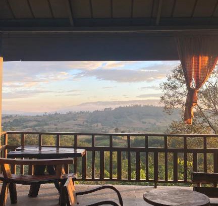 Nam Nao House | Experience Phu Come Home Cliff Lodge & Homestay Today