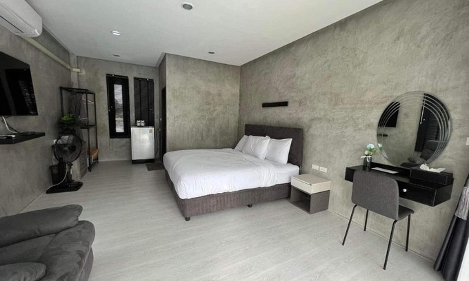 Khanom House | มาพูลวิลล่าขนอม MA Pool Villa Khanom 2