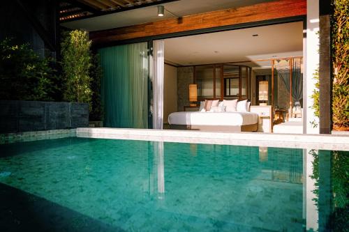 Sichon Hotel | Oceanfront Paradise at สิชลเตโซโร - A 4-Star Escape