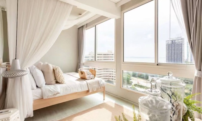 Na Chom Thian Condo | Family-Friendly 2-Bedroom Retreat by the Beach