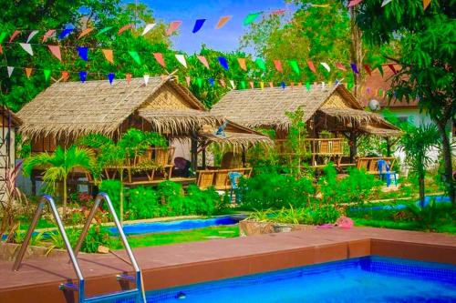 Kaeng Krachan Ski Chalet | Relax at บ้านโอโซนขุนเขาแก่งกระจาน - Pet-Friendly Retreat