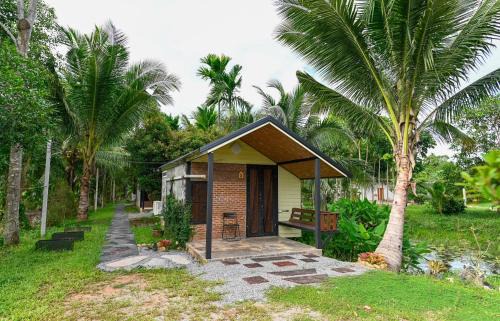 Chumphon Villa | Discover Bao Fu's House: Family and Pet-Friendly Retreat
