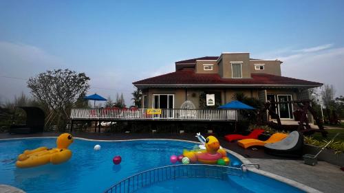 Mae Faek Mai Villa | Discover Lebest Pool Villa Chiangmai: Pet-Friendly Retreat